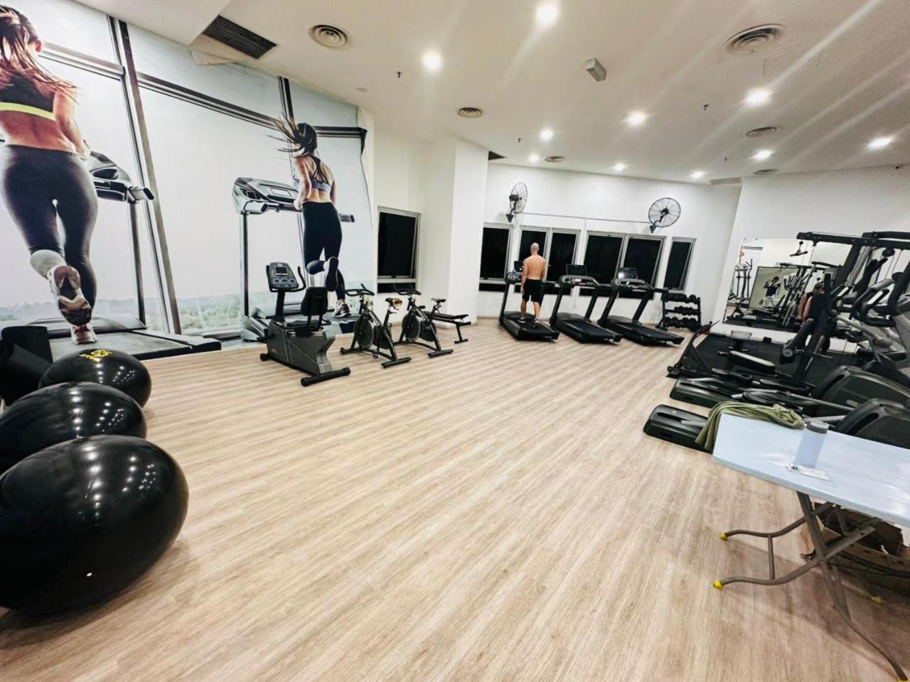 Taragon Service Apartment 吉隆坡 外观 照片